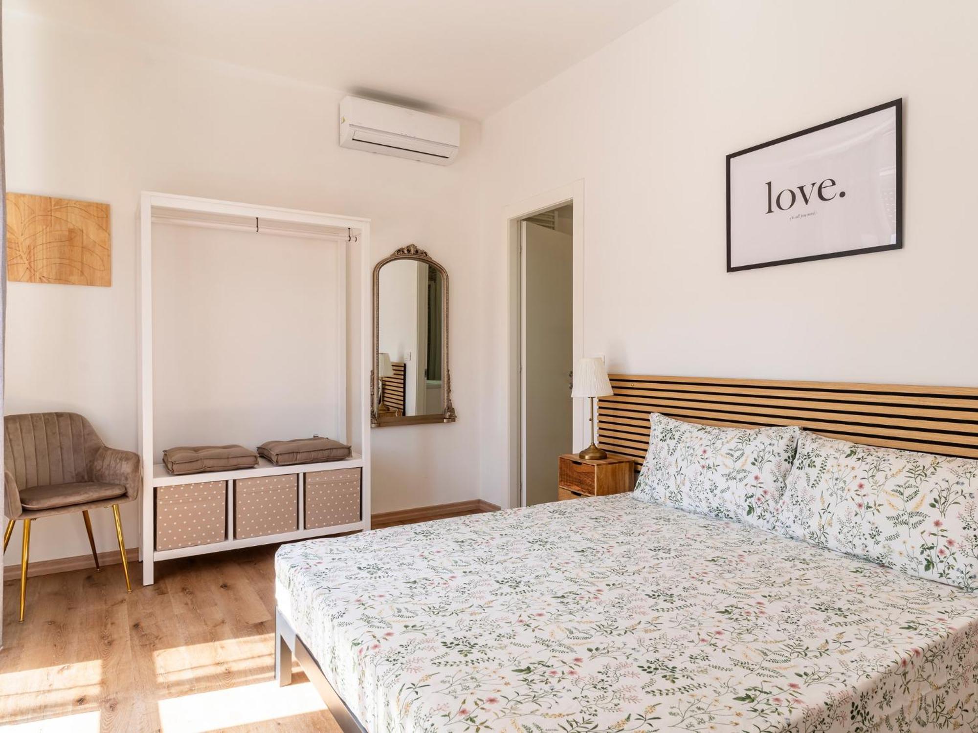Livorno Central And Modern 2 Apts & 1 Room! Exterior photo